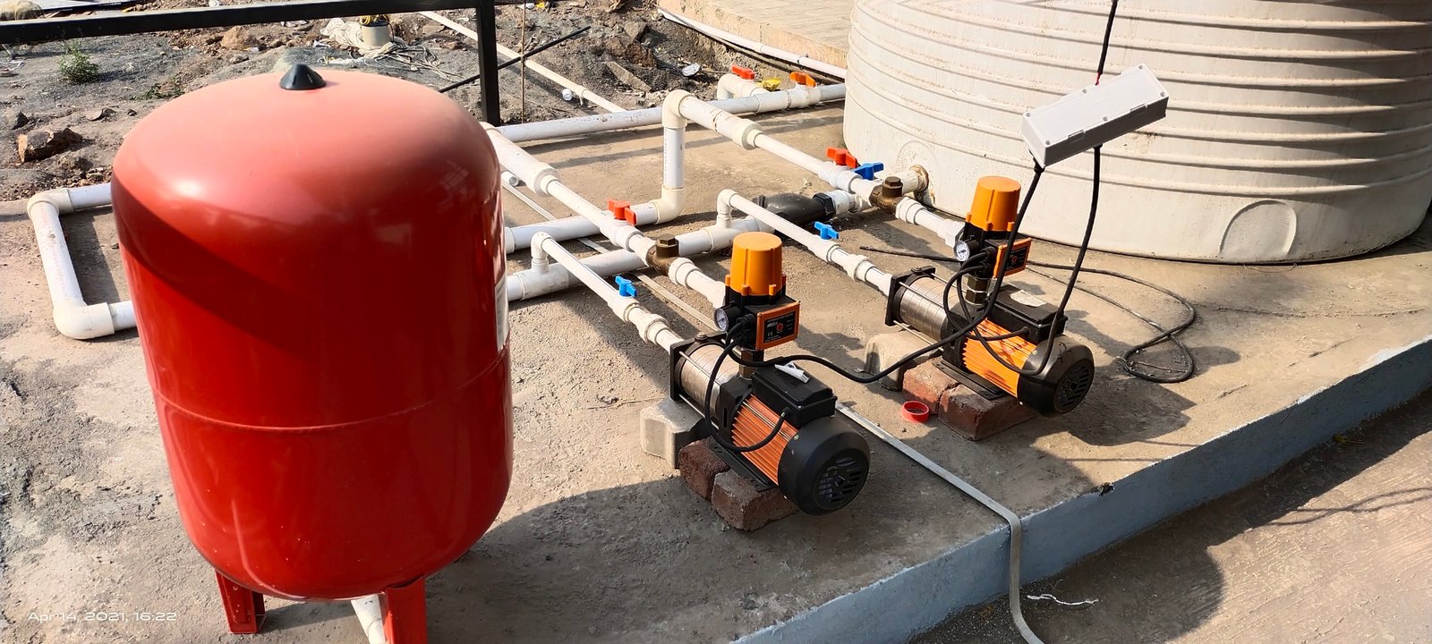 Hydro Pneumatic Pumping System